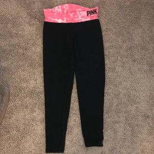PINK Victoria’s Secret leggings
